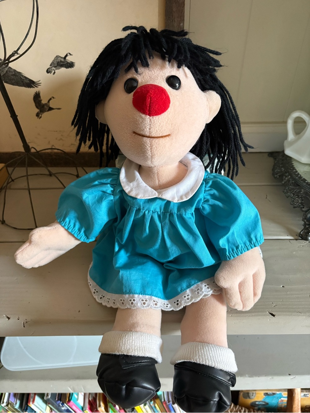1995 Big Comfy Couch Molly 17in Rag Doll Blue Dress Black Vintage
